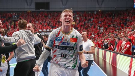 Thriller cum nu s-a mai văzut în Ungaria! Maghiarii, în lacrimi! Au pierdut în ultima secundă meciul anului și sunt la pământ: „Doi antrenori de clasă mondială, dar căderile au fost neașteptate!”. EXCLUSIV