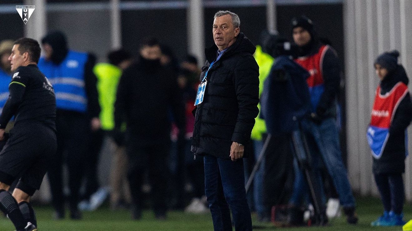 Mircea Rednic, reacție spumoasă după sancțiunea primită de UTA Arad pentru incidentele de la meciul cu Dinamo: „Doamne, dă-mi puteri! Eu cu ce am greșit?”