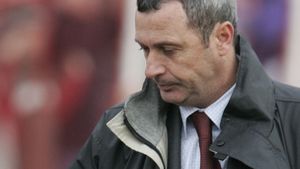 Rednic si-a dat demisia!