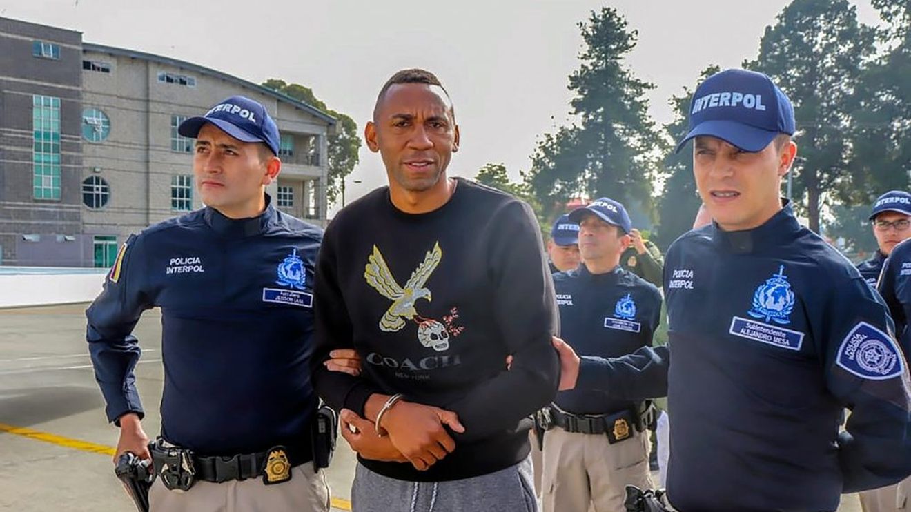 Un fost fotbalist în Premier League, arestat pentru trafic de droguri! Făcea parte din cea mai mare organizație criminală din Columbia