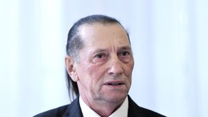 Moment tulburător, în direct, la TV: Mihai Stoichiță a aflat că bunul lui prieten Ivan Patzaichin a murit și a început să plângă. „Este șocant!”