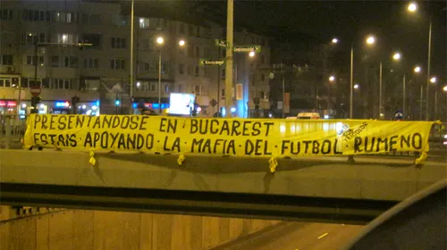Argentinienii, întâmpinați cu un protest la intrarea în Capitală: „Prin prezența la București susțineți mafia fotbalului românesc”