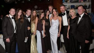 Are o avere de 650.000.000 de euro și conduce un imperiu de miliarde, iar acum a fost singura româncă pe care David Beckham a invitat-o la petrecerea mamut, pe care dat-o cu o lună înainte să împlinească 50 de ani