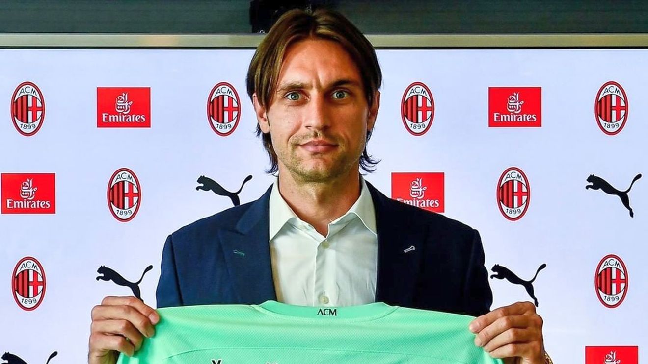 Ciprian Tătărușanu, prezentat oficial la AC Milan! Primele imagini cu portarul român în tricoul rossonero: „Pregătit să se dezlănțuie!” | FOTO