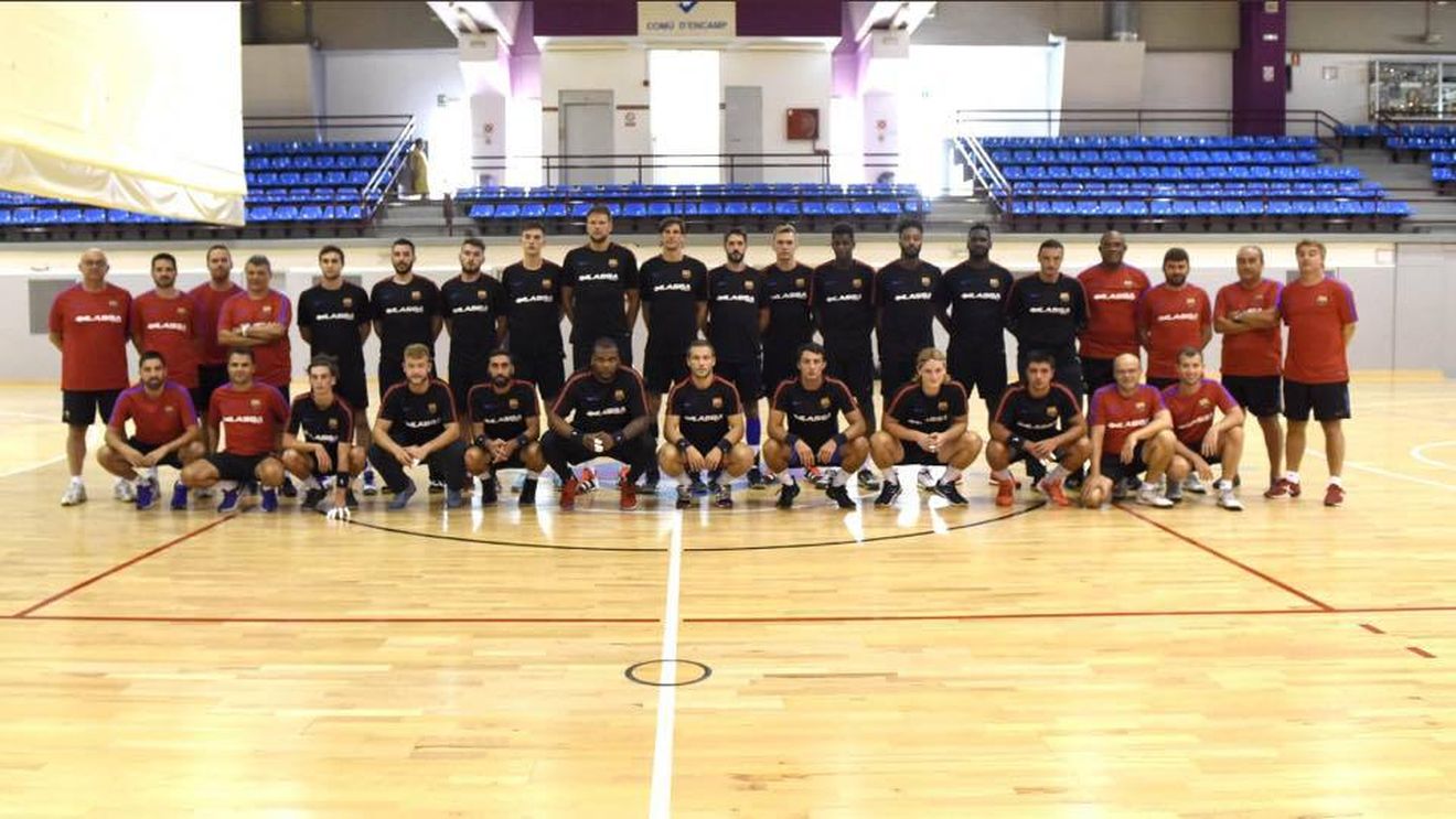 SPECIAL | Nu e glumă, FC Barcelona a transferat un român după o pauză de peste 20 de ani! La 18 ani, Andrei Buzle a dat lovitura carierei: "Visul meu era să ajung la o echipă din Liga Națională, dar mi s-au deschis alte uși". Ce așteptări are Xavier Pasqual de la handbalistul român