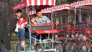 Mihai Pintilii, gest superb după ce și-a agățat ghetele în cui! Îi face toate poftele fiicei sale | VIDEO+FOTO