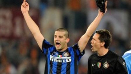 Chivu, suspendat o etapă din Cupă! Vezi sancțiunea primită de Totti, după faultul barbar asupra lui Balotelli