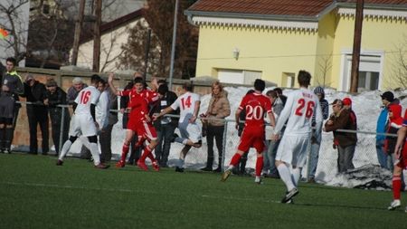 Au crezut că nu vor scăpa vii!** Clipe de coșmar pentru o fostă campioană a României: ungurii i-au terorizat! Mărturia unui fost stelist: "Erau beți și drogați"