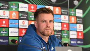 Mihai Pintilii și-a ieșit din fire la conferința de presă, înainte de FCSB - Rapid: „Să vină Guardiola sau Ancelotti, ca să avem posesia!”