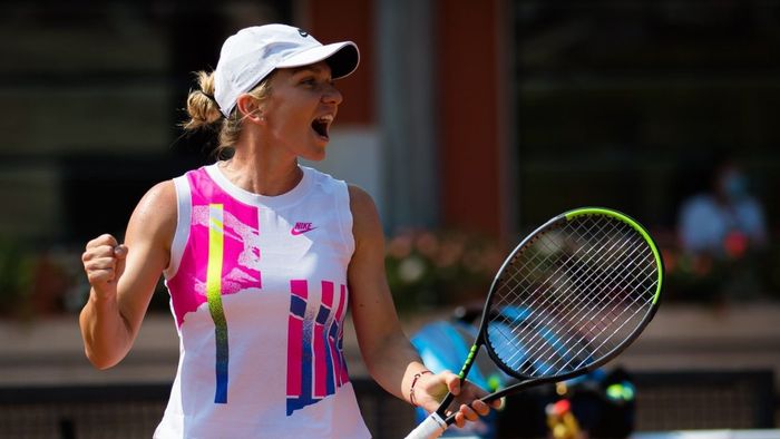 Simona Halep - Yulia Putintseva 6-2, 2-0. Simona Halep se califică în semifinale la Roma, după abandonul adversarei