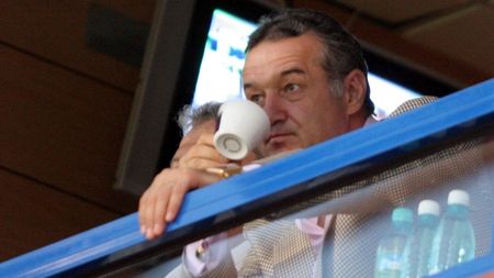 "Am 'mirosit' că este ceva la mijloc!"** MOTIVUL pentru care Antena 1 a luat pachetul 8 și ce soluție a găsit Gigi Becali