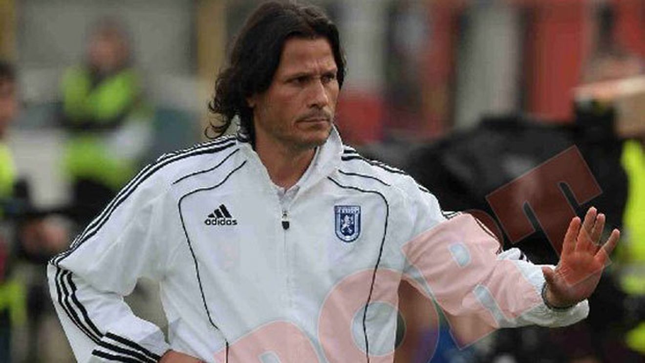 Napoli mai speră la salvare, dar Mititelu nu-l mai vrea:** "Vă anunț mâine ce decizie am luat"