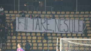 FOTO** Fanii Stelei, alături de Neșu! Vezi bannerul