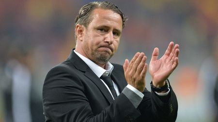 Algerienii vor să-l îmbrace în aur pe Laurențiu Reghecampf. Ce salariu imens i-au oferit românului