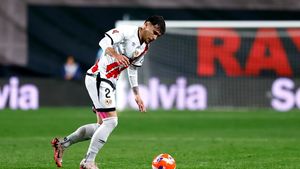 Andrei Rațiu e ca şi vândut. Rayo i-a găsit deja înlocuitor