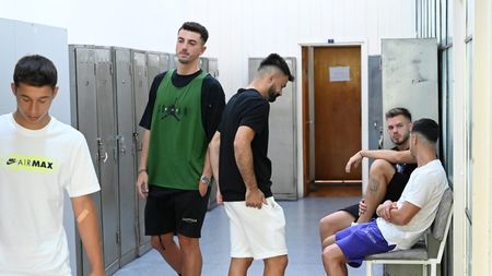 FCSB s-a reunit! Surprizele din lotul roș-albaștrilor de la vizita medicală! Ce fotbaliști au lipsit | GALERIE FOTO