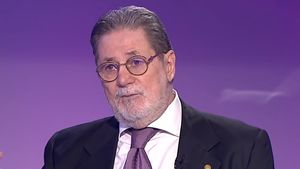 Cornel Dinu îl face praf pe patronul lui CFR Cluj, după plecarea lui Dan Petrescu. „Când îl ai pe Neluţu Varga, nu trebuie să ai pretenţii”