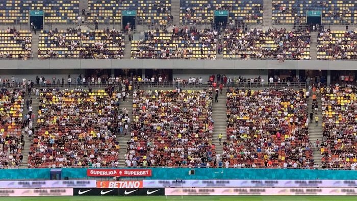Nebunie înaintea meciului FCSB - Universitatea Cluj! S-a deschis și inelul superior al Arenei Naționale. Câți fani sunt așteptați: „Stadionul este pregătit! Să înceapă treaba!” | VIDEO
