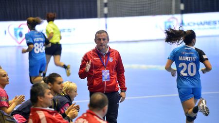 Bogdan Burcea a semnat pe încă două sezoane cu Corona. Aurelia Brădeanu, principalul obiectiv pentru formația brașoveană în următoarea perioadă