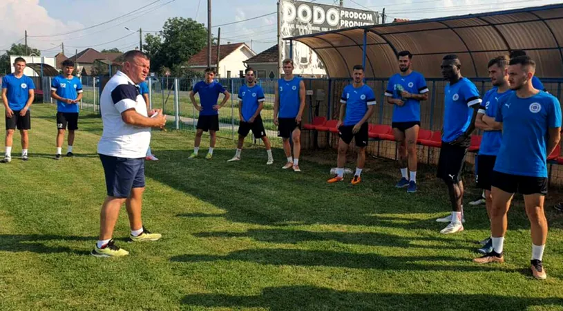 Călin Cheregi, antrenorul care a promovat CSM Reșița în Liga 2 și a fost îndepărtat la scurt timp, s-a întors în poziția de ”principal”, în Liga 3