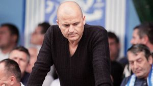 FOTO** Adrian Mititelu prezintă DOVADA că nu s-a judecat cu FRF!