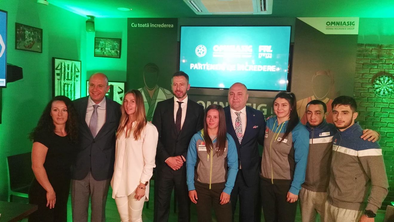 Reacții dure ale lui Cozmin Gușă: "Domnișoara ministru nu se pricepe la sport. Ce să discuți, nu a făcut sport, nu se preocupă, e un dezastru la MTS". Cele trei mari probleme ale sportului și concluzia amară: "O țară neglijabilă"