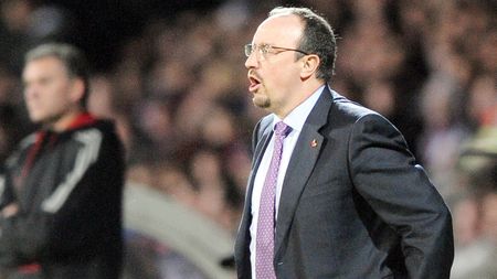 Secretele** lui Benitez