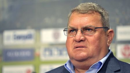 Iuliu Mureşan, derapaj halucinant după ce Mirel Rădoi a vorbit despre un blat făcut de Arpad Paszkany cu Rapid: "Să fac o glumă macabră"