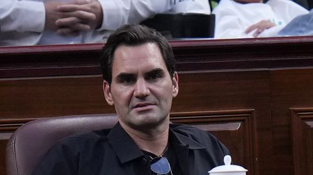Cum a ajuns Roger Federer să aibă 360.000.000 de dolari. A luat 3% dintr-o companie elvețiană care se chinuia, dar valoarea pe piață a explodat datorită lui şi a ajuns la 12 miliarde de dolari