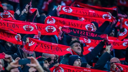 AC Milan transferă fundaș de la Barcelona! Cu cine doresc milanezii să își betoneze defensiva