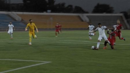 Ne mai și ajută arbitrii în Europa! „Cadoul mare” primit de FC Botoșani în meciul cu Ordabasy. Vedeta lui Croitoru, la înălțime! | VIDEO