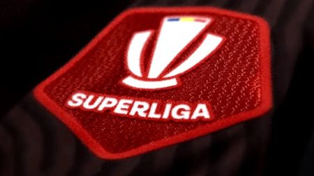 Clubul din Superliga a confirmat despărțirile de șapte jucători, patru sunt mijlocași centrali și doi fundași dreapta!