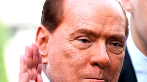 Milanul, scos pe tarabă. **Berlusconi a primit o propunere de nerefuzat de la șeicii care au investit un munte de bani în PSG