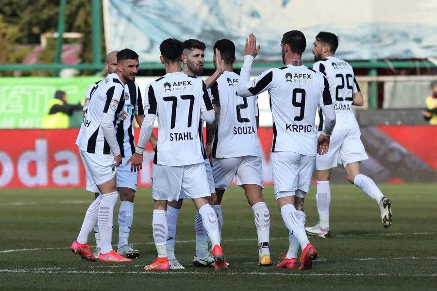 Echipa Astra ar putea să se trezească cu o datorie de 720.000 de dolari din litigiul lui Budescu cu Al Shabab