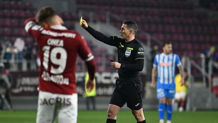 Istvan Kovacs a făcut prăpăd după finalul meciului Rapid - Universitatea Craiova 1:2. Le-a dat cartonaşe roşii lui Petrila şi unui secund giuleştean şi a fost la un pas să-l elimine şi pe Şumudică