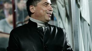 Turcu: "Steaua poate va ajunge în Intertoto,** dacă mai există..."