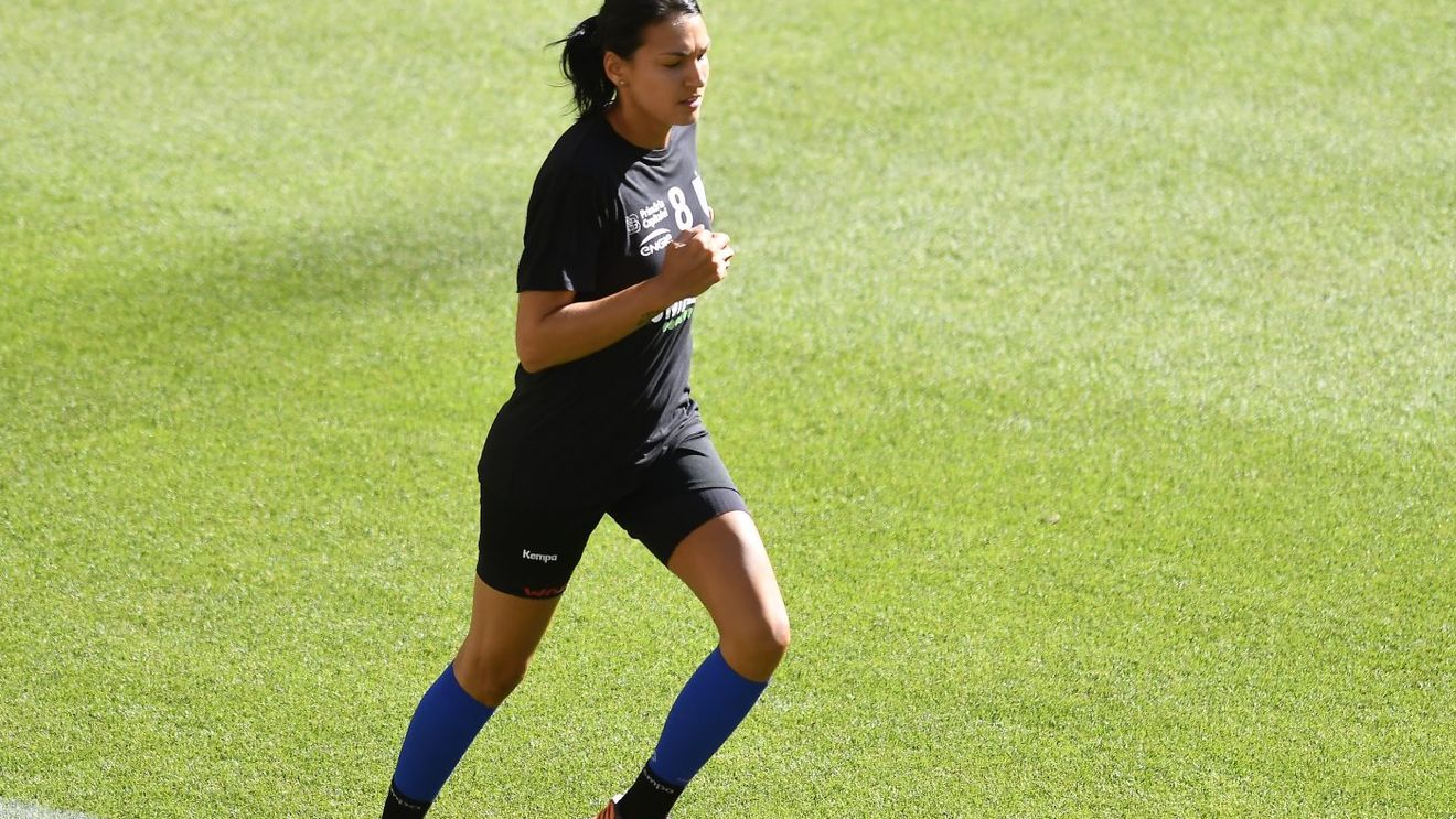 Cristina Neagu: „Obiectivul este să ieșim campioane, însă cred că va fi o luptă acerbă și pe plan intern”