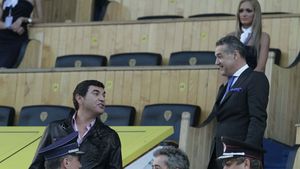 Așa a ratat Steaua o dublă lovitură!** Becali a fost la un pas de a rezolva postul de fundaș dreapta și umilirea rivalei Dinamo: "M-a sunat Borcea la miezul nopții ca să semnez"