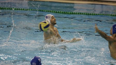 Leonardo i-a ciuruit!