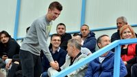 S-a aflat suma astronomică pe care Florin Tănase i-a cerut-o împrumut lui Gigi Becali pentru a face un cartier de blocuri pe terenurile lui Mitică Dragomir