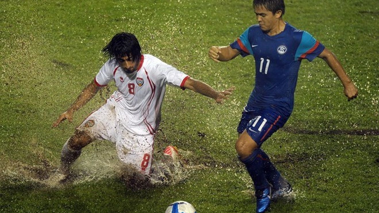 "Slumdog Millionaires" se antrenează cu Dorin Goian! ** Doi indieni sunt la un pas de marele VIS: contracte în Europa