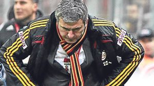 Atac violent la 'Rege':** "Hagi a dat meciul cu Fener în ultimele minute! Își bate joc de noi?!"