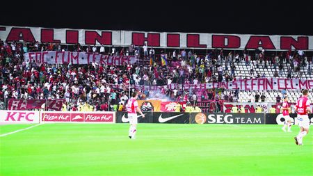 Ultrașii "câinilor" vor boicot cu Steaua