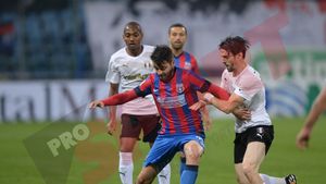 Costel Gâlcă deplânge accidentarea lui Rusescu: "Așa au preluat conducerea jocului"