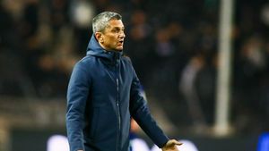 Răzvan Lucescu, la Beșiktaș: ar fi lovitura anului! Turcii au anunțat că e pe lista scurtă