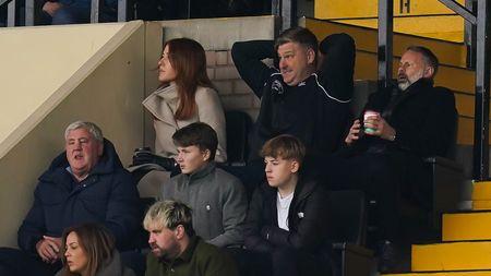 Ia 16.000.000 de euro prin lichidarea propriei firme. Bărbatul care s-a culcat cu nevasta fratelui e gata să dea o lovitură financiară uriașă