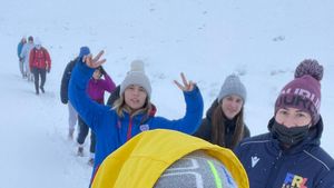 Luptătoarea Alina Vuc s-a întors în "laboratorul" de la Piatra Arsă. Se antrenează în zăpadă | GALERIE FOTO