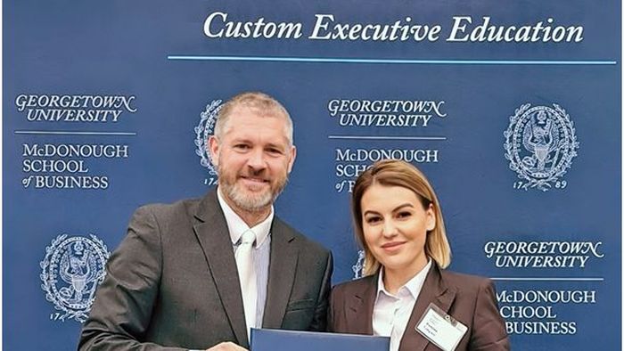 (P) Romina Gingașu finalizează un program special în Leadership la Georgetown University din Washington D.C., în colaborare cu Mannheim University din Germania