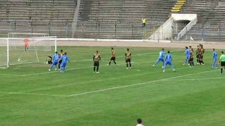 Veteranii Frunză și Ivan au decis soarta partidei. **Dacia Unirea - Ceahlăul 2-1