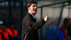 Sportul vrea să bifeze și Ghencea pe harta "bombelor" din acest an!** Isăilă vede punctul comun cu Steaua: "Și noi și ei alergăm după același lucru"